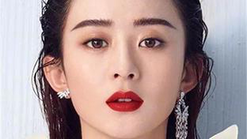 赵丽颖《暗香》路透杀疯了！民国旗袍封神这波未播先赢麻了