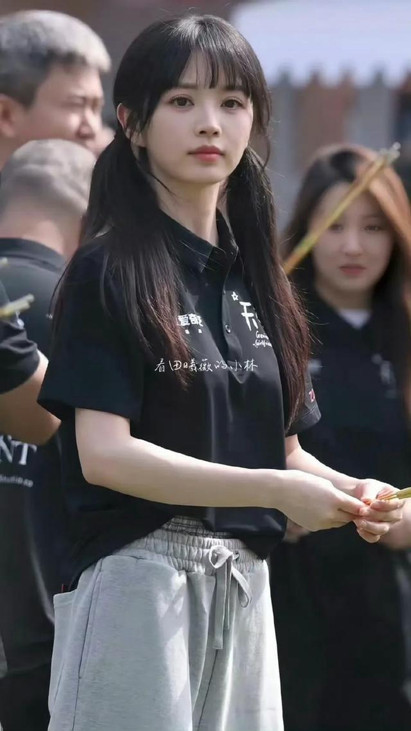 甜妹下线?田曦薇素颜打戏疯批女警转型绝了